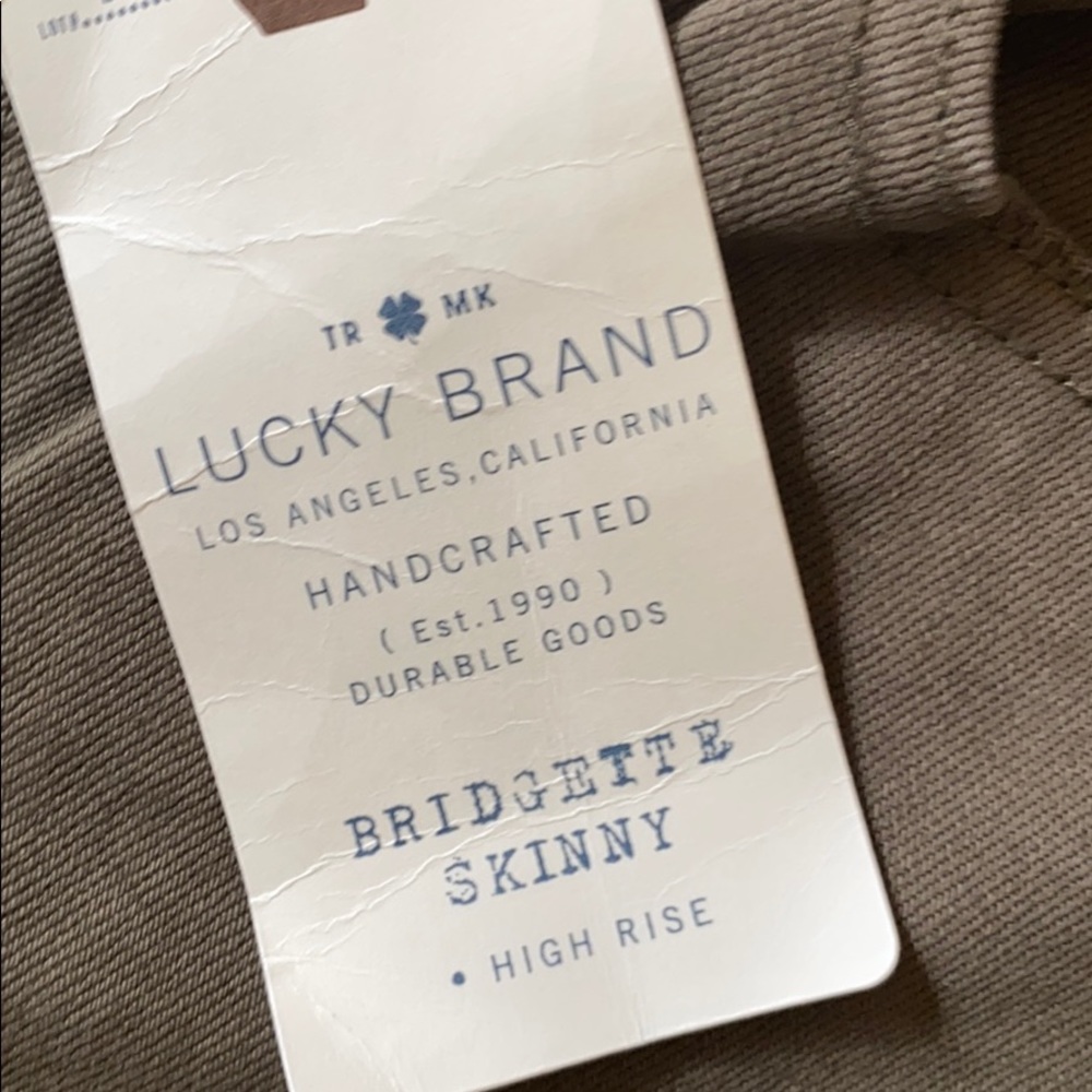 BNWT Lucky Brand distressed jeans green size 6(28) - Picture 2 of 8